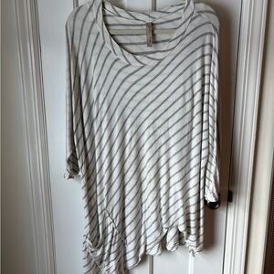 Cynthia Ashby Striped Gray Women's Top